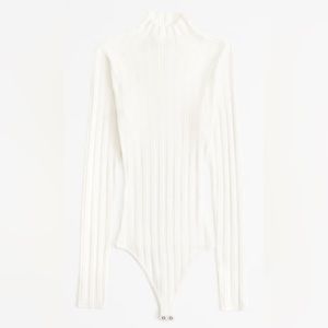 NWT - Abercrombie & Fitch - Turtleneck Ribbed Sweater Bodysuit - Cream